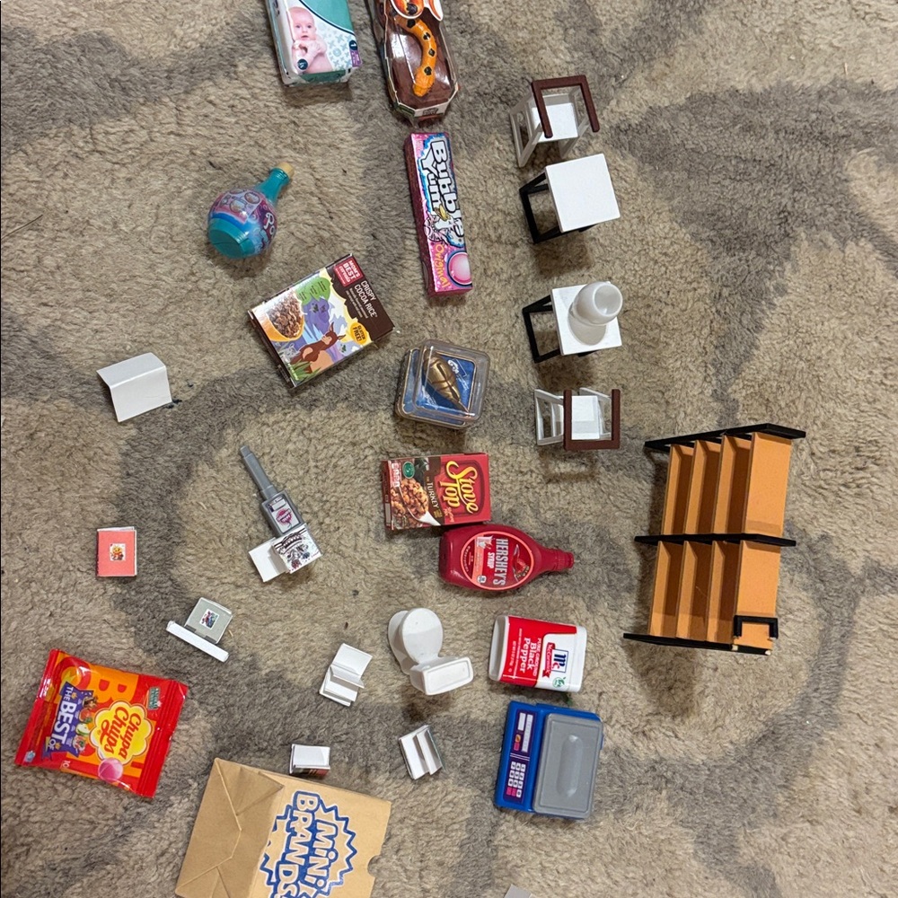 Mini Brands Mystery Lot - Assorted Miniature Food & Home Accessories